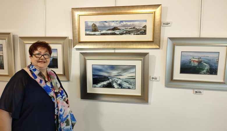 Inaugurada la exposición de pintura de María Antonia Guerra