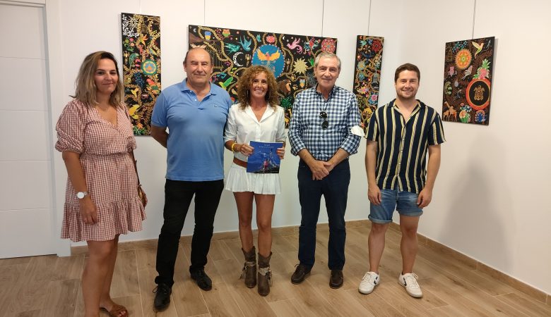Inaugurada en la Sala municipal de exposiciones Algas la muestra de pintura de Rachel García