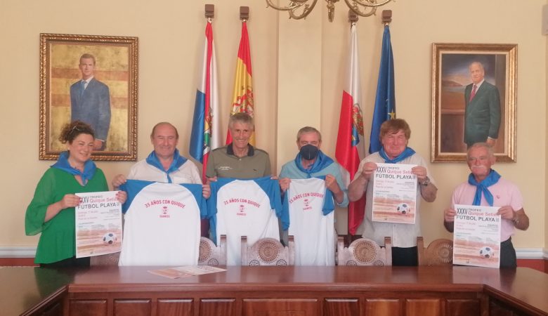 La Playa de la Concha acoge este domingo el XXXV Trofeo de Fútbol Playa Quique Setién