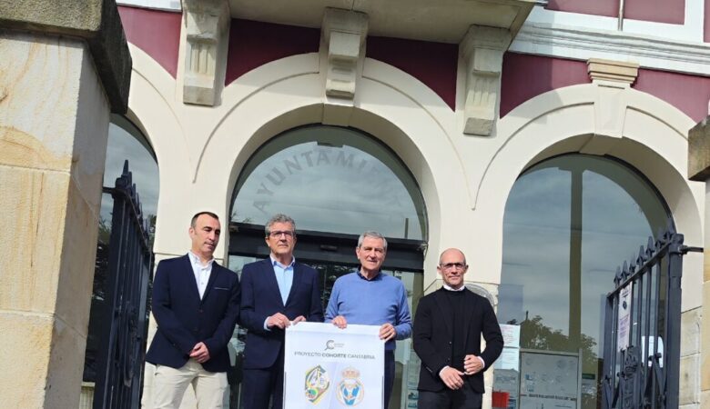 El Ayuntamiento de Suances acoge la presentación oficial del partido benéfico San Martín Veteranos- Real Madrid Leyendas