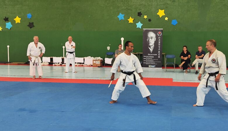 El pabellón de Hinojedo, escenario nuevamente de las tradicionales Jornadas Internacionales de Karate del Budo Club Paradiso